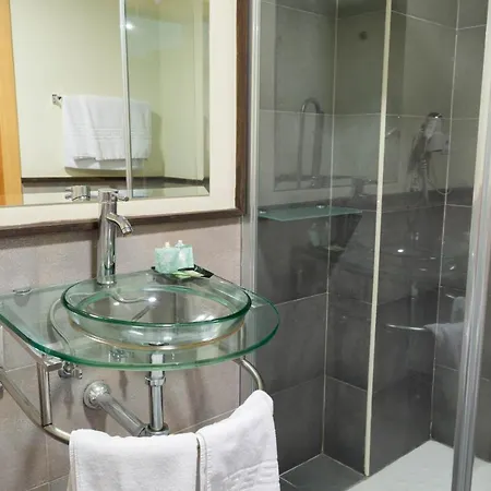 艾尔龙东酒店 塞夫雷罗斯