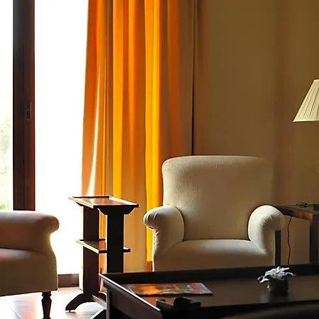 El Rondon Hotel